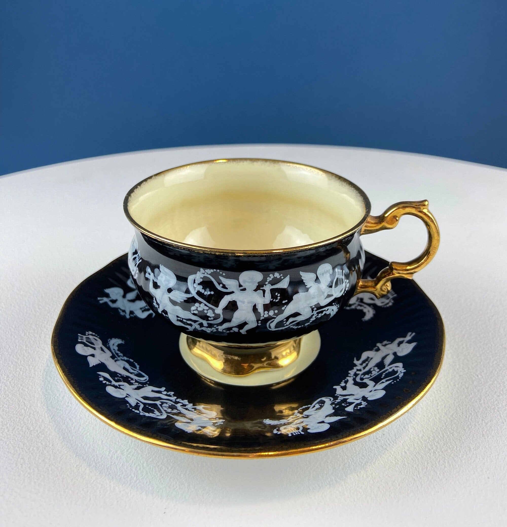 Elizabethan Fine Bone China Tea Cup & Saucer – Hand-Painted Cupids