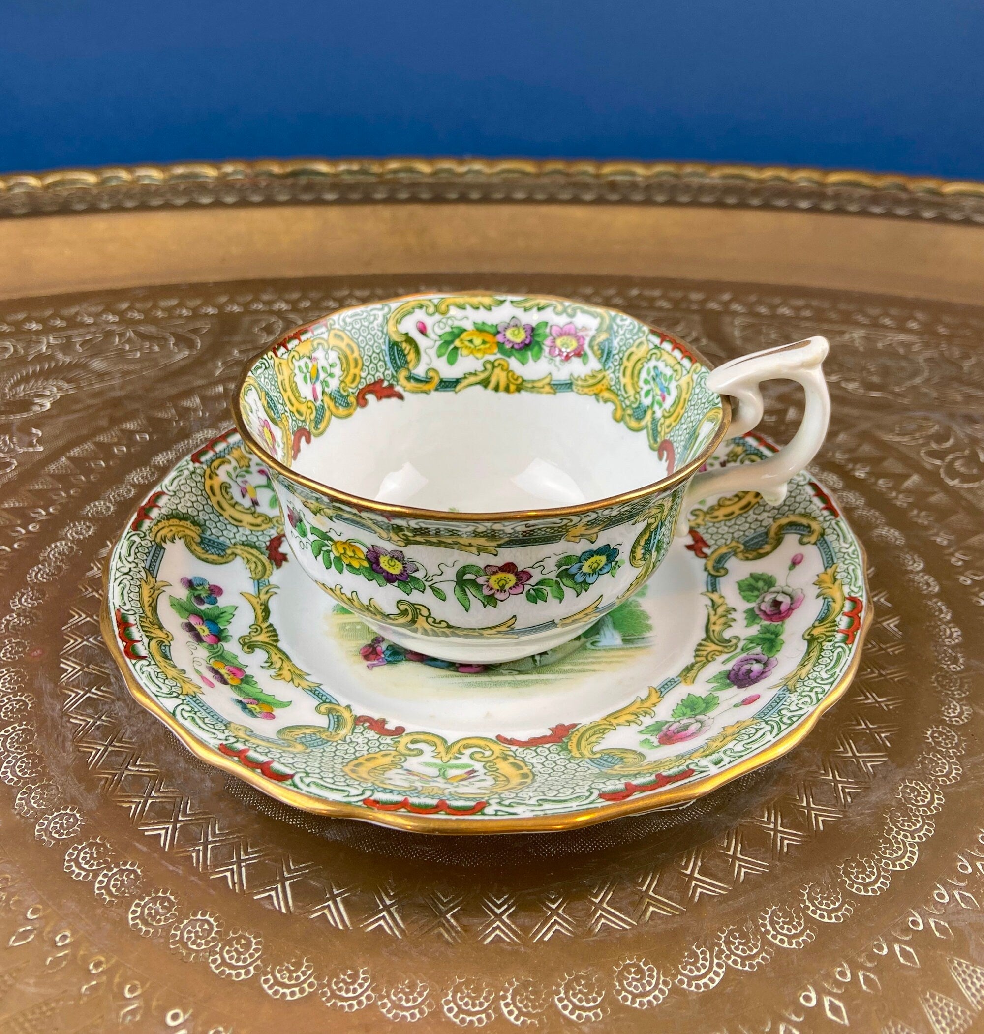 Lenox Ming Coupe Asian Motif Porcelain Service – 32 Pieces