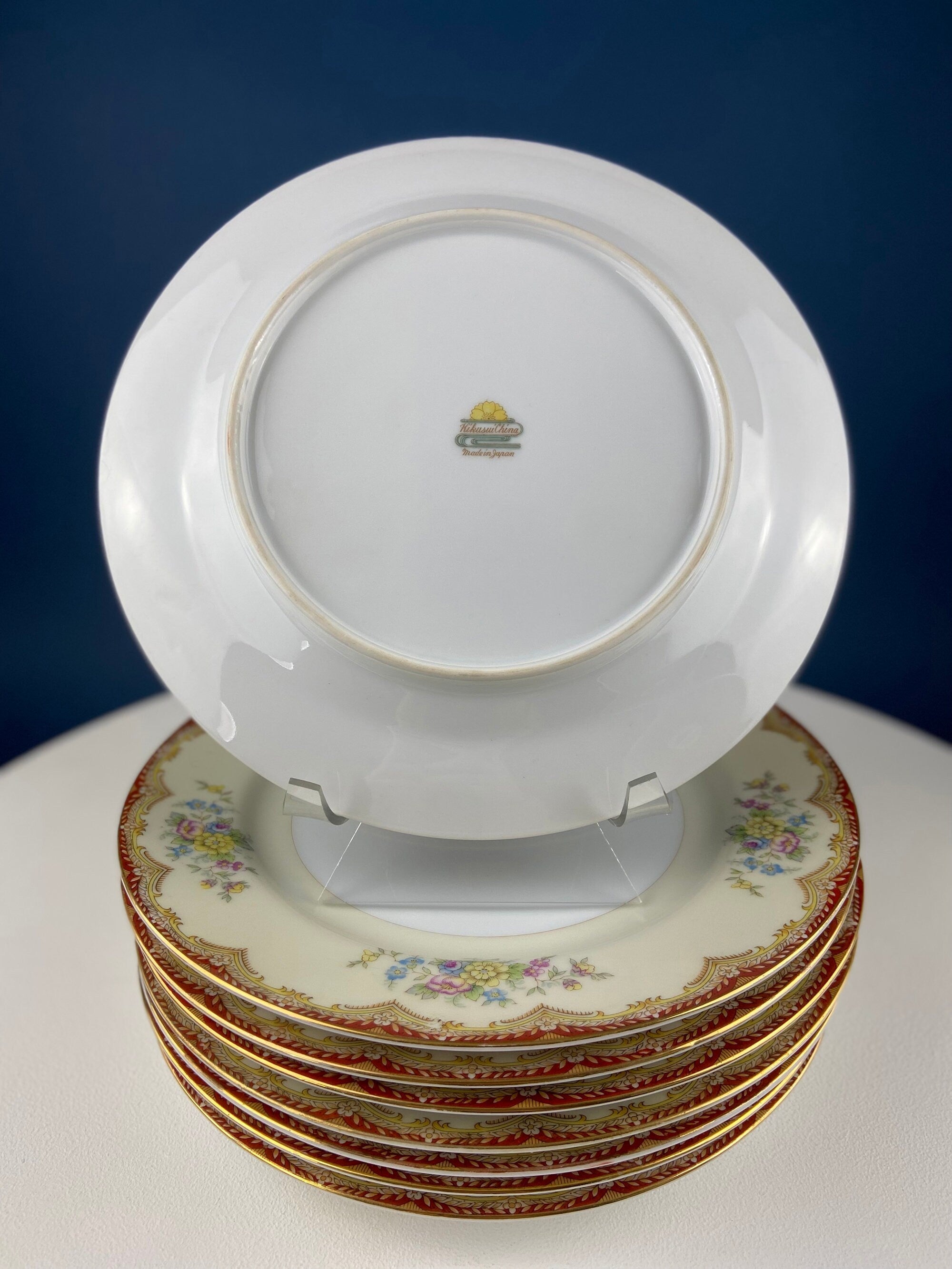 Kikusui China Vintage Dinner Set – Yellow & Red Bands with Rose Garlands, 30+ Pieces