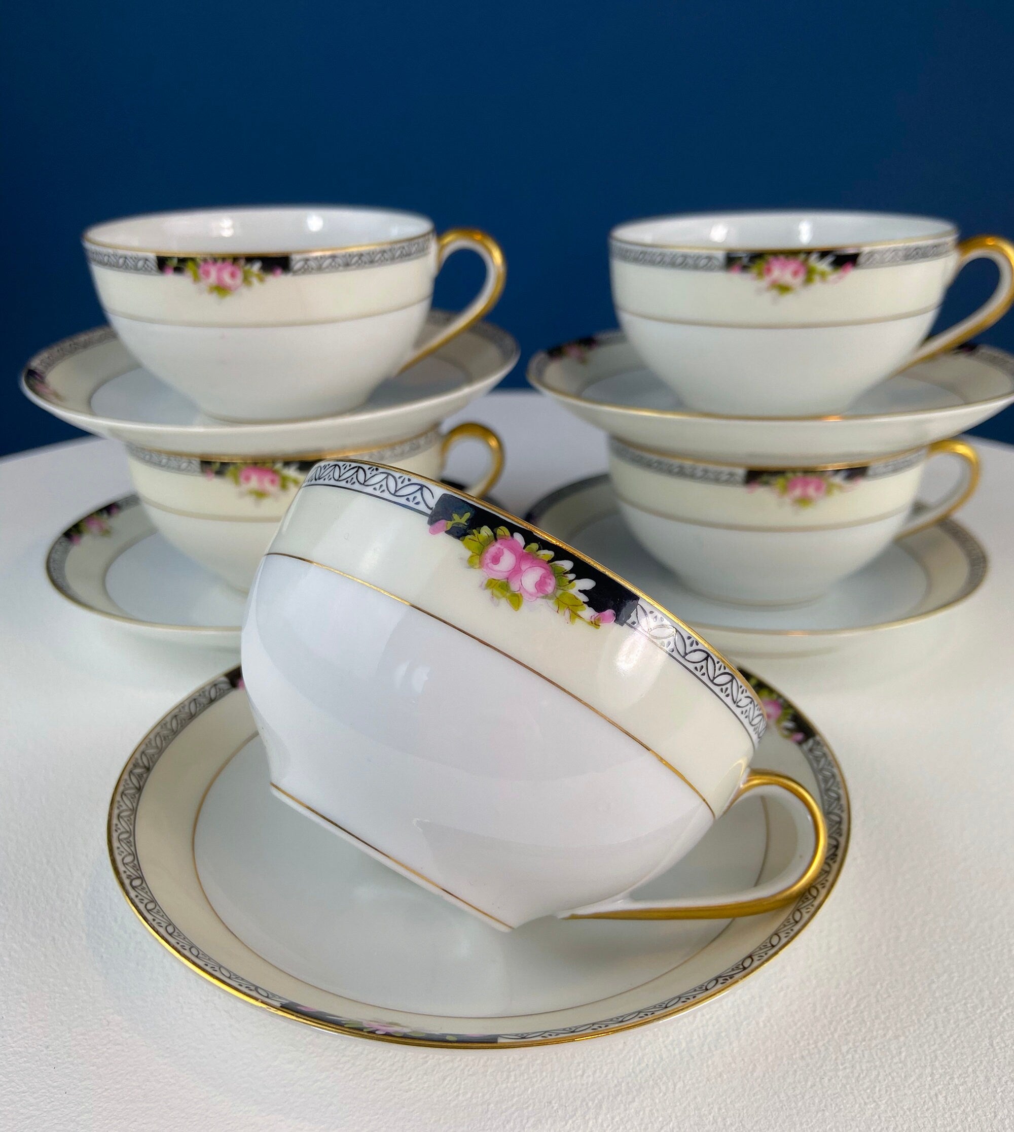 Noritake Beechmont Vintage Dinnerware Set – Rose Clusters & Black