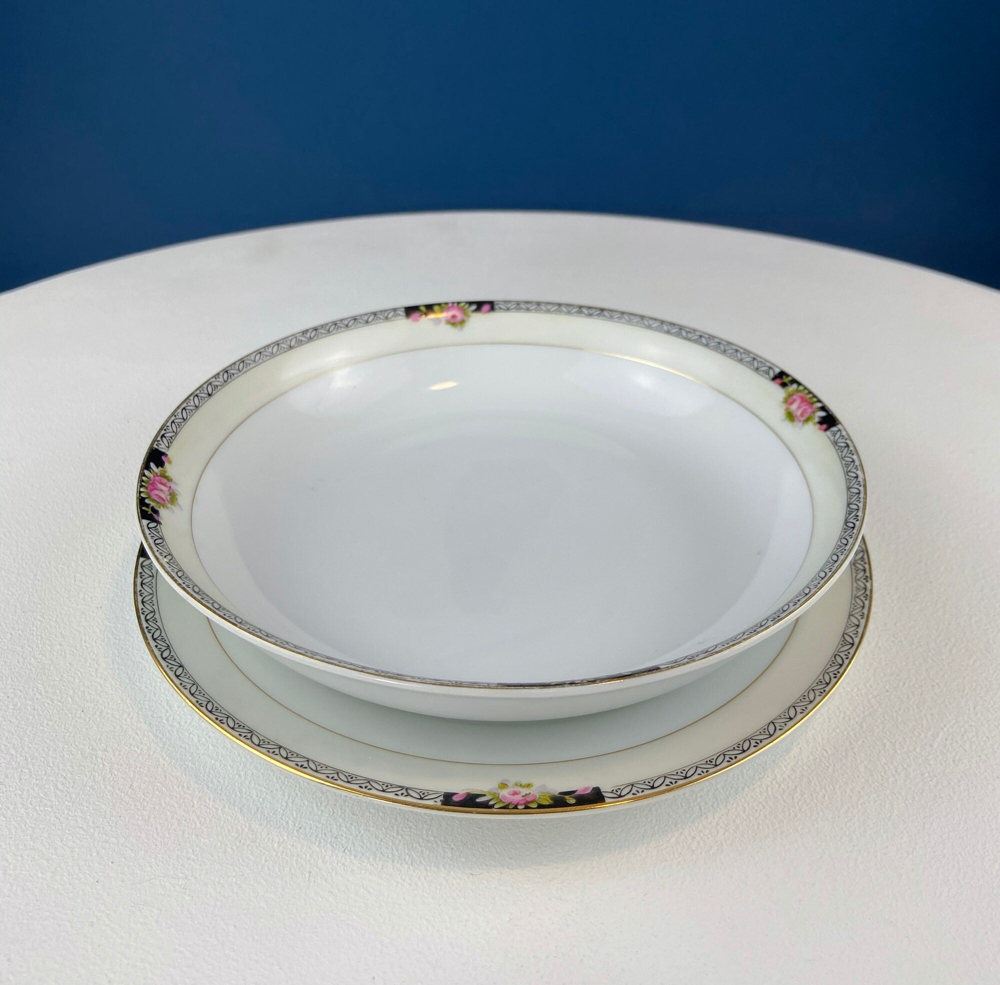 Noritake Beechmont Vintage Dinnerware Set – Rose Clusters & Black