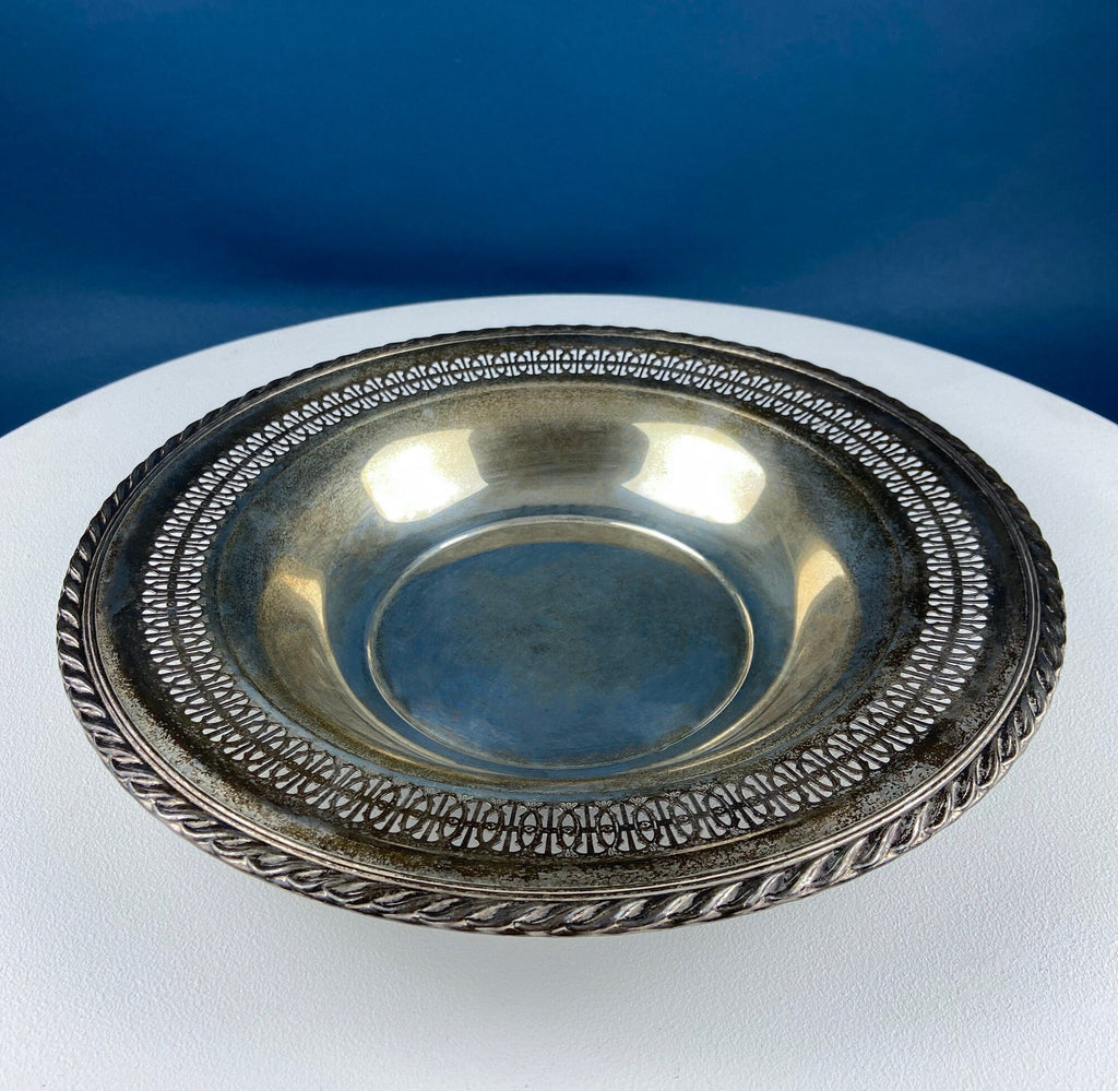 Vintage Silver Plated Serving Dishes Collection. Stunning Lacey Filigree. Benedict Plate, Gorham,  W.M. Rogers. Table Centerpieces. Holiday.