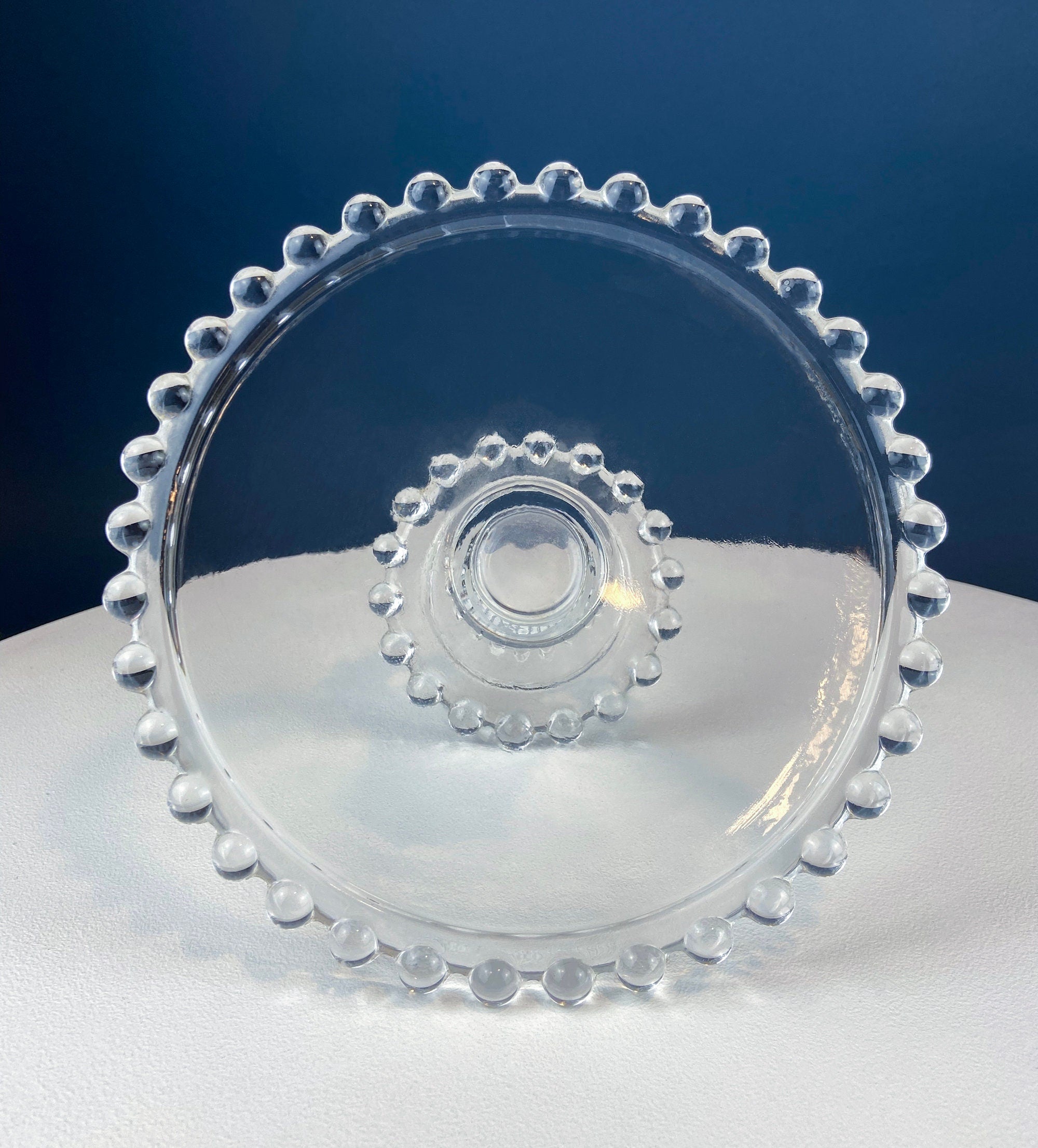Vintage Clear Glass Cake Stand with Beaded Rim – Mid-Century Modern