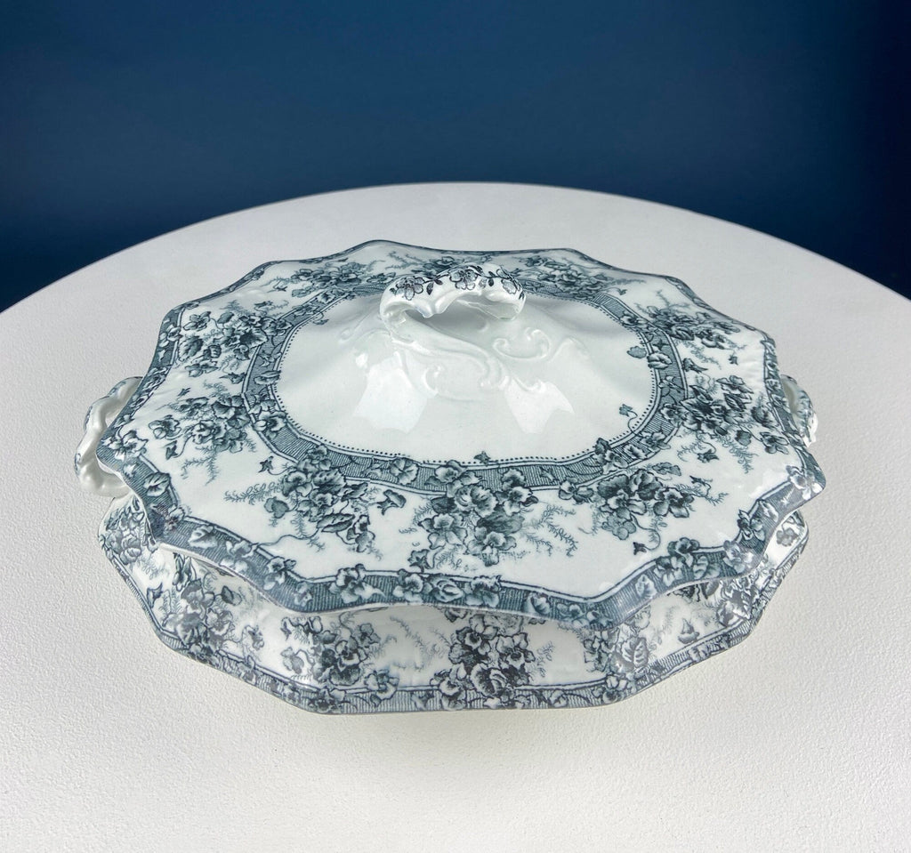 Antique Wedgwood Violet Porcelain Tureen – Black & White Relief