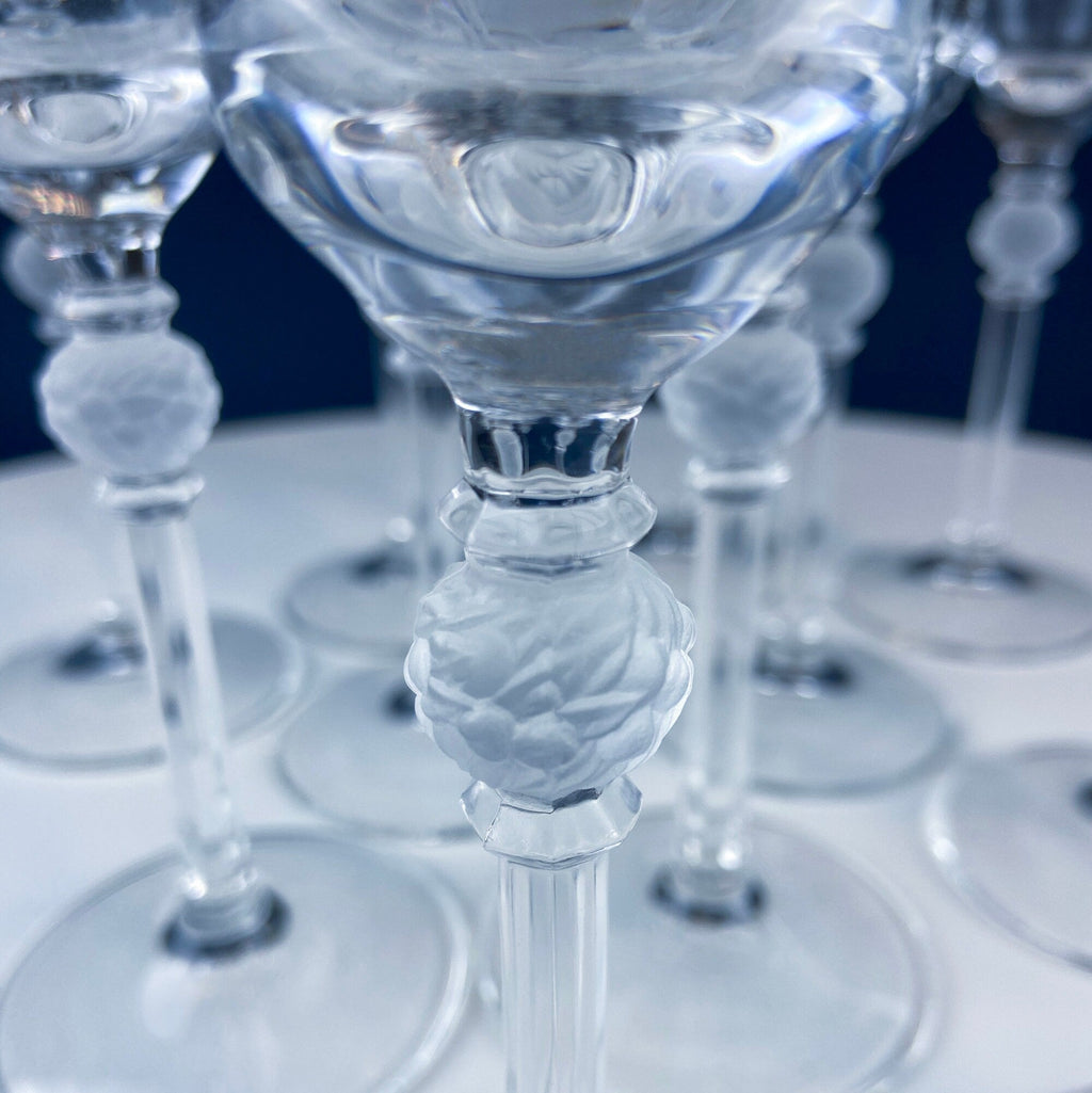 Mikasa Enchantress Crystal Champagne Flutes – Frosted Berry & Leaf Ball Stem, Set of 11