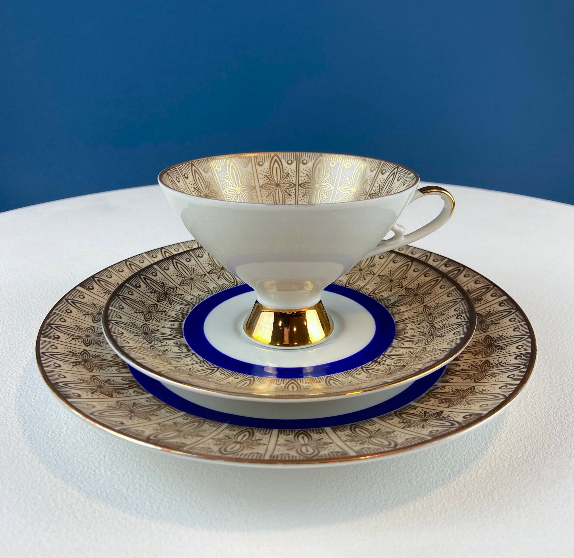 Antique Z & Co. Tirschenreuther Bavarian Tea Trio – Gold & Blue Floral