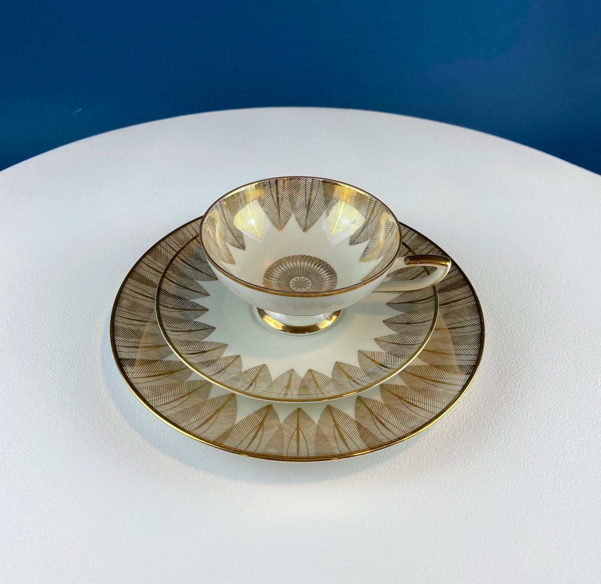 Vintage Bavarian Porcelain Tea Trio – Gold Modern Motif