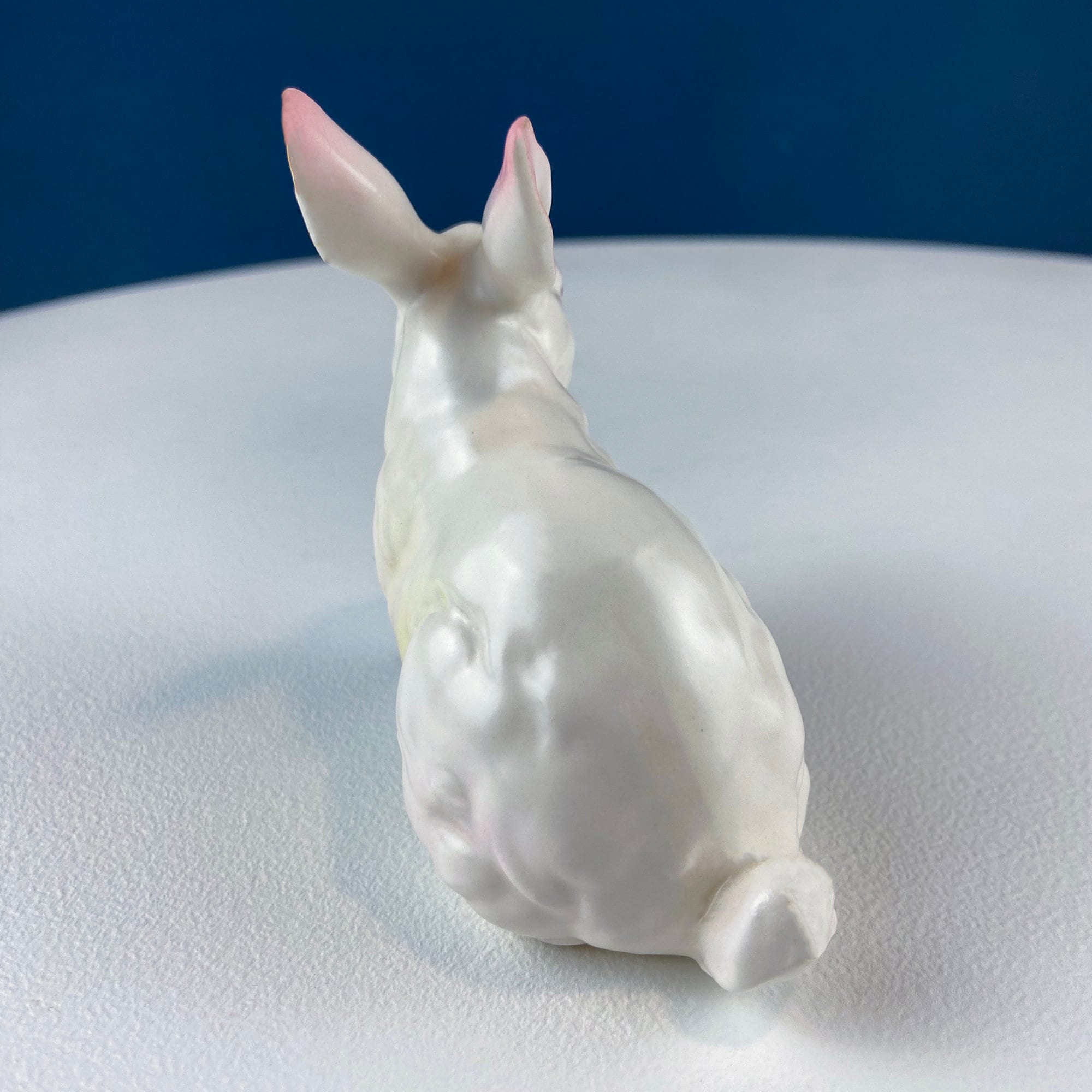 Vintage Lefton Bunny Figurine. Small Porcelain Sitting Rabbit. Hand-Painted Bunny. Easter/Spring Celebration. Collectible Table Decor.