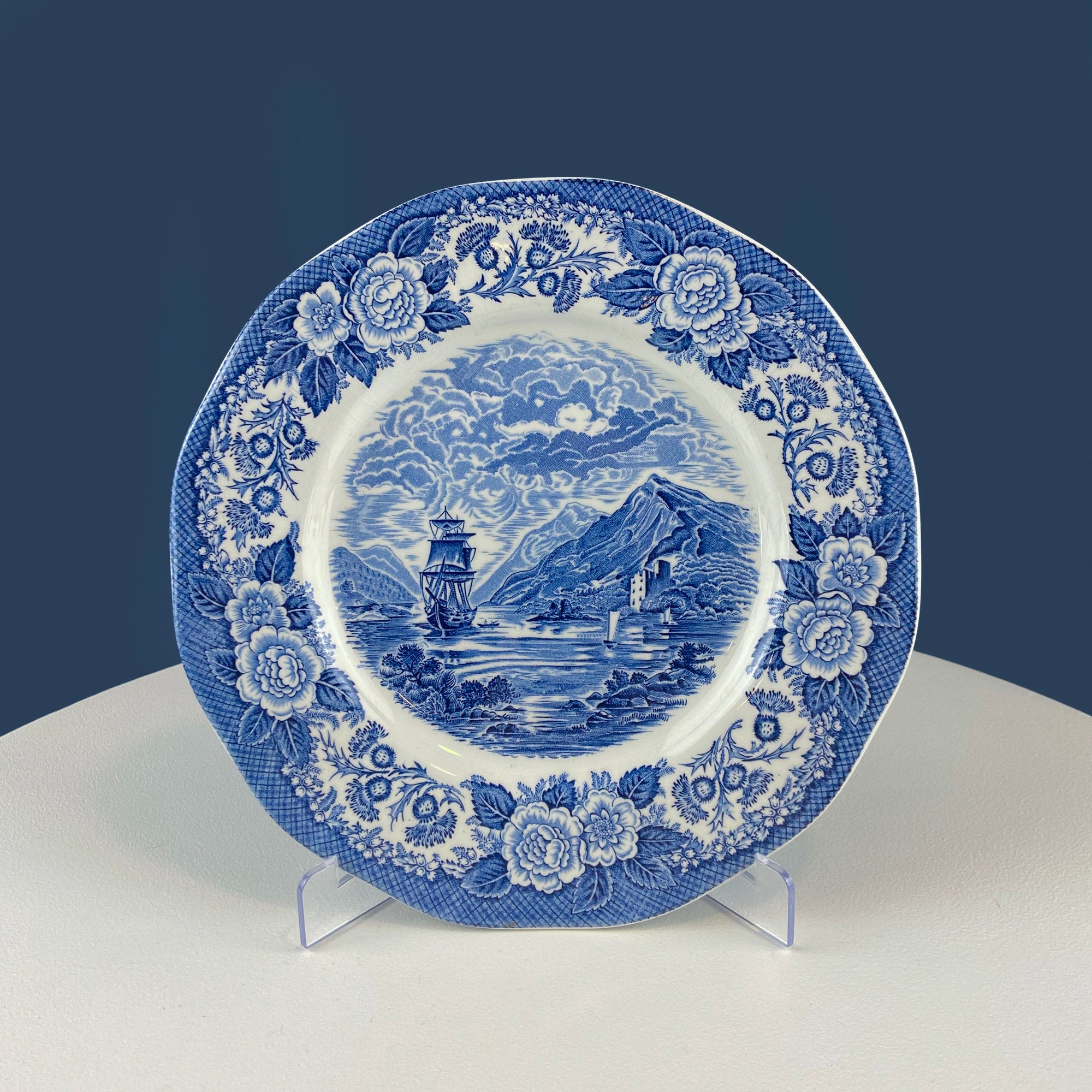Collection of Fine English Blue & White Tableware – 5 Pieces