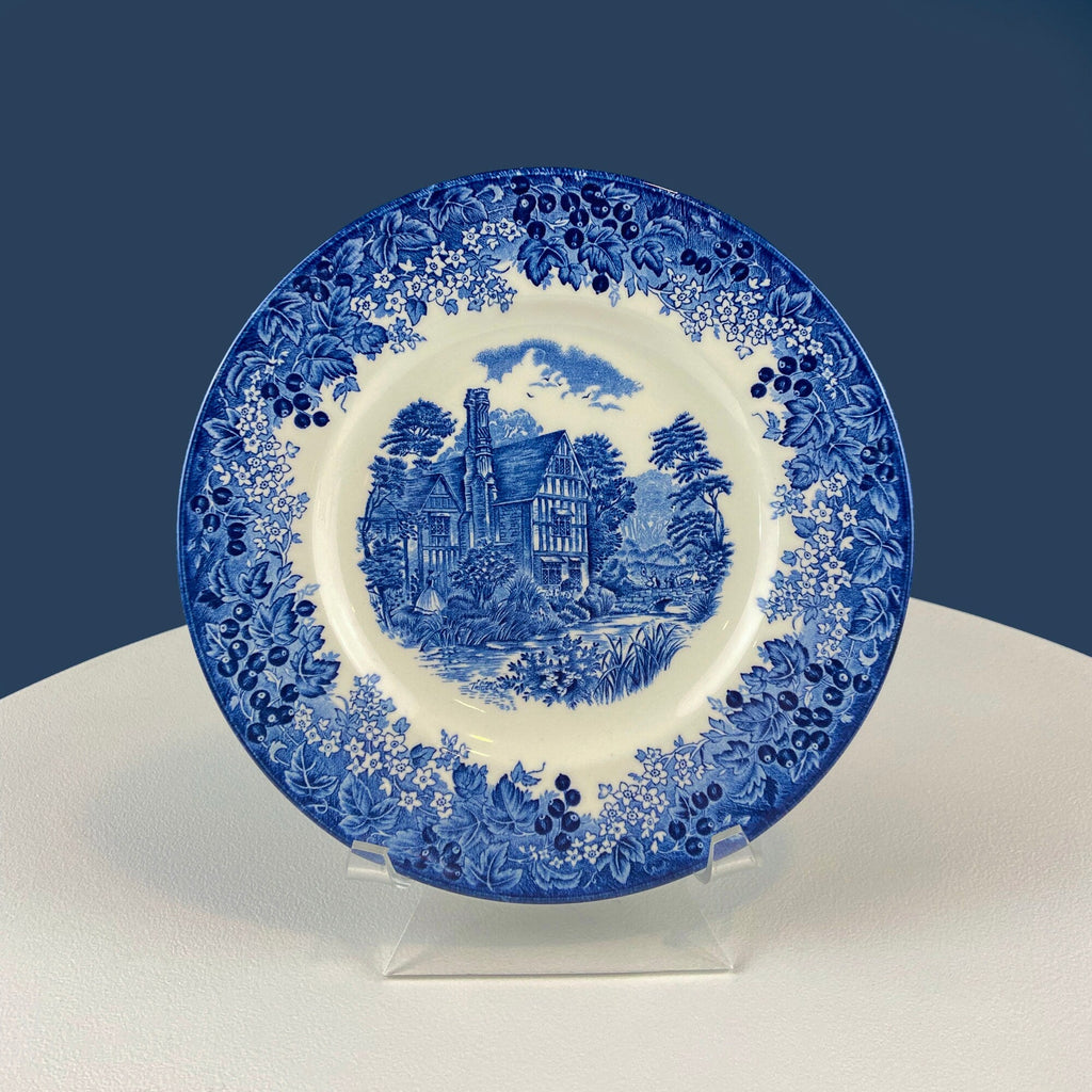 Collection of Fine English Blue & White Tableware – 5 Pieces
