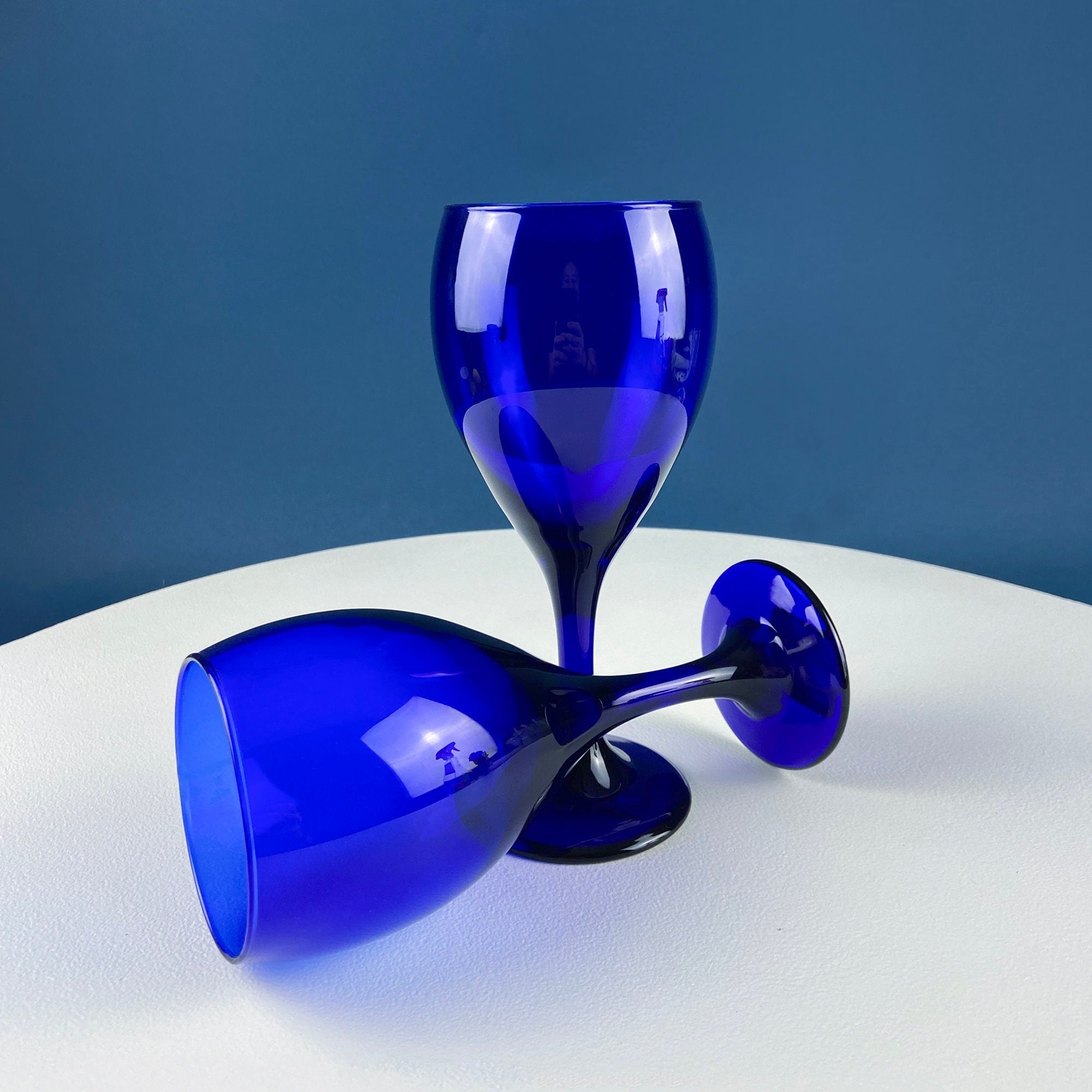 Cobalt Blue Wine Glasses – Set of 4