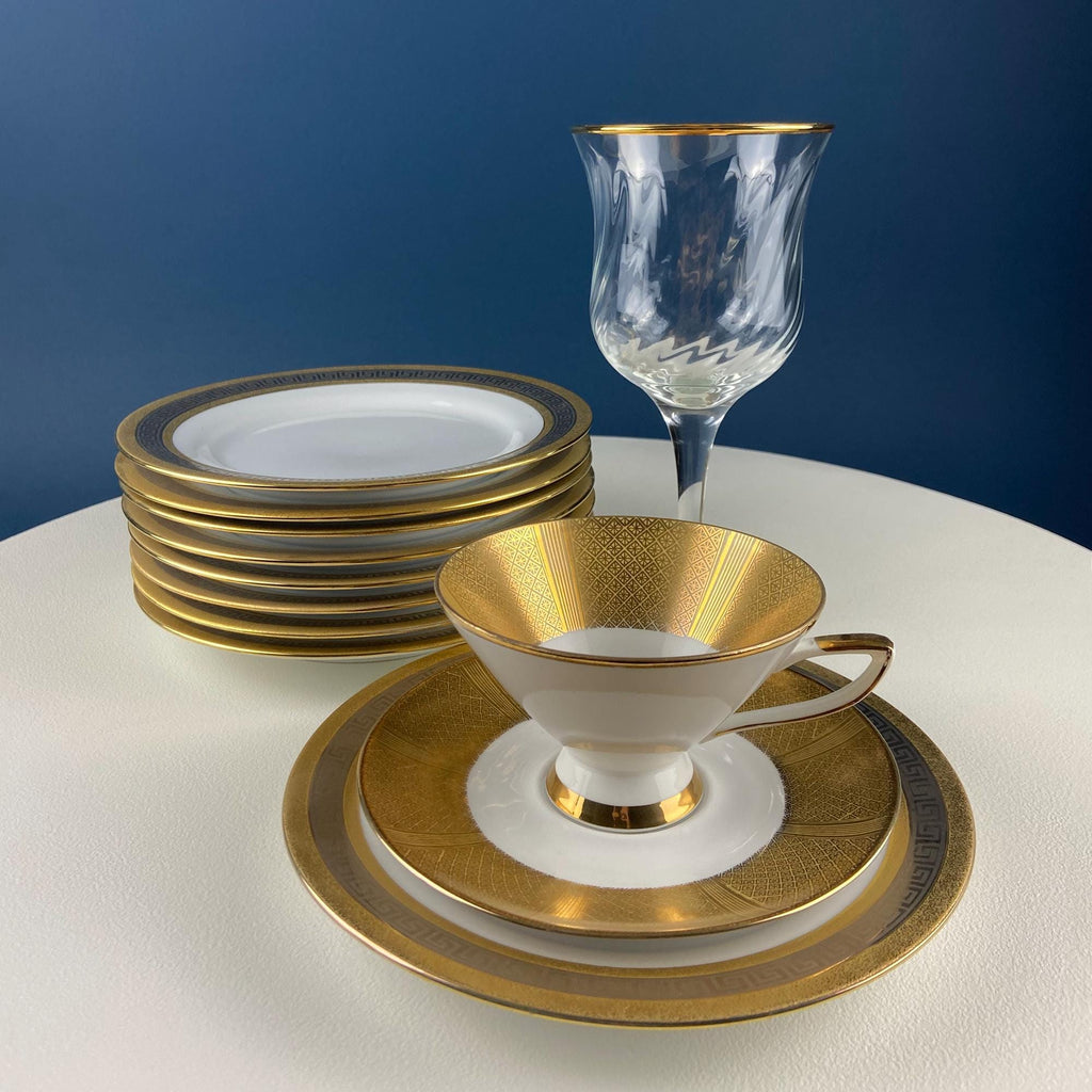 Harmony House Red & Gold Floral Salad Plates & Berry Bowls – Set of 6