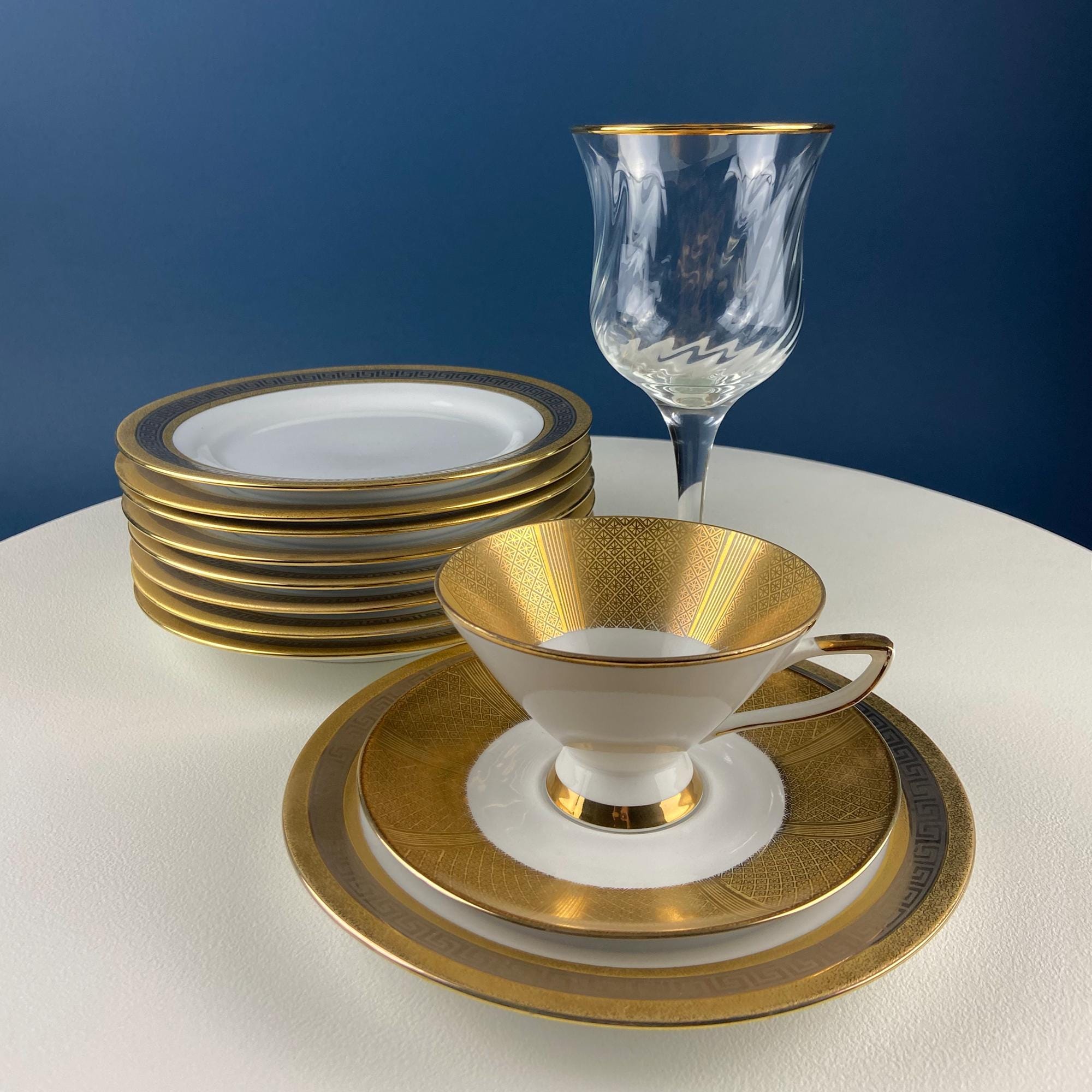 Harmony House Red & Gold Floral Salad Plates & Berry Bowls – Set of 6