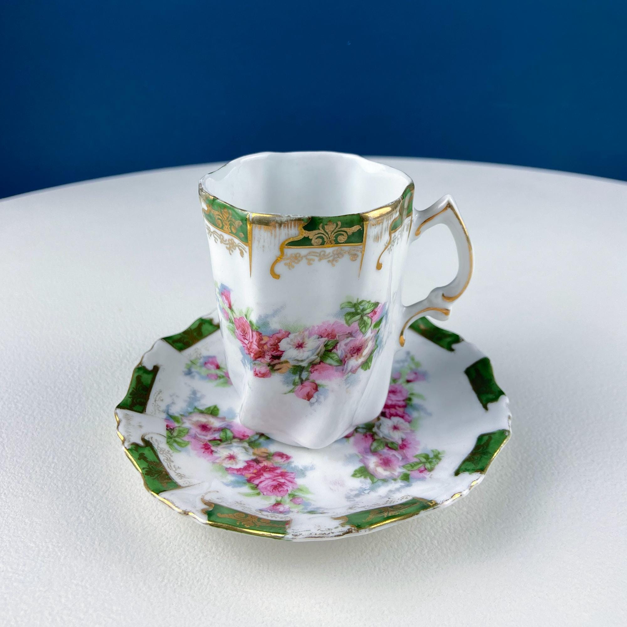 Antique Hot Chocolate Serving Set – Wild Roses, Oval Tray & 5 Cups