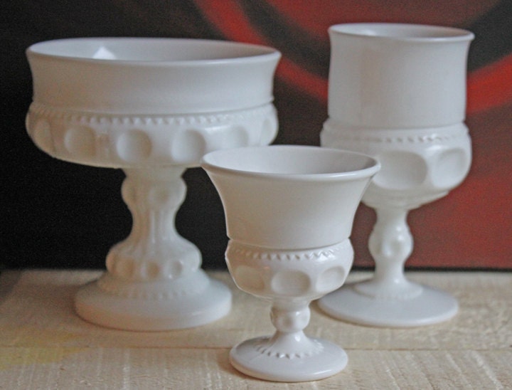Milk Glass Hobnail Serving Bowl with Plate – Scalloped Rim