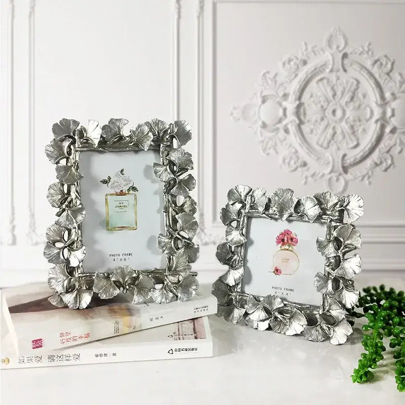 Vintage golden ginkgo leaf photo frame living room decor