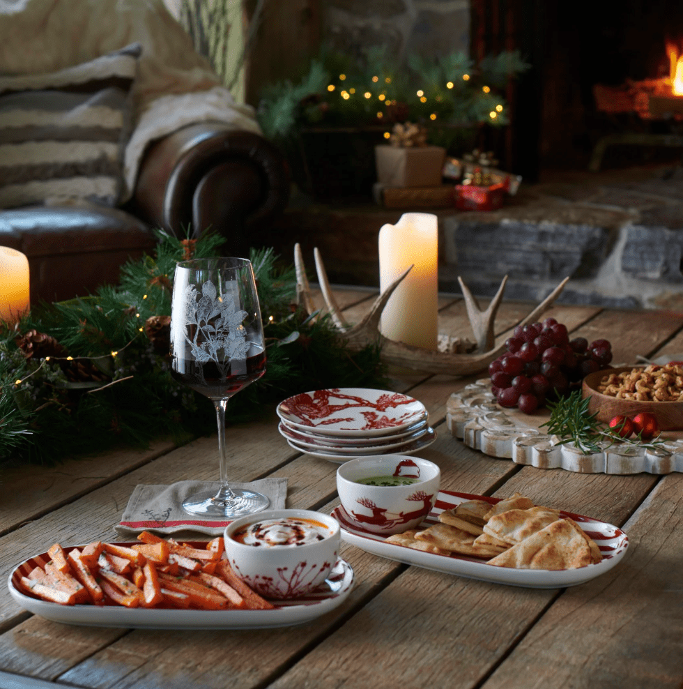 Winterberries Dinnerware & Serving Pieces
